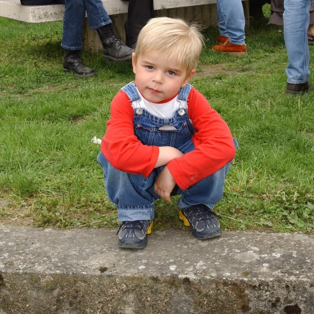 julien heka magicien petit